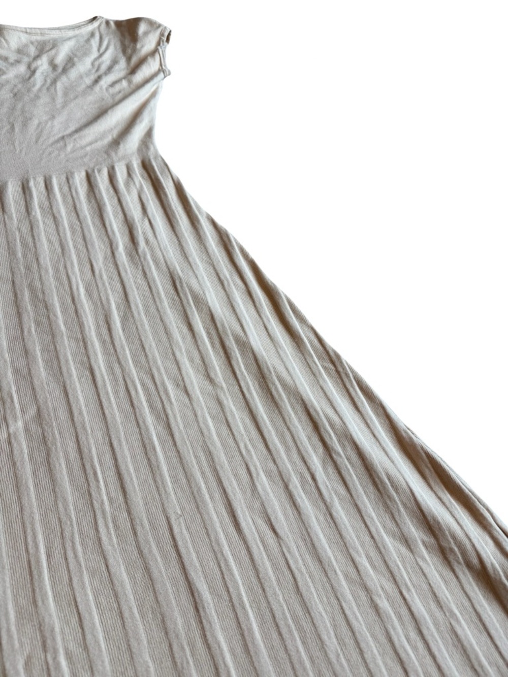 Here Comes The Sun Stretchy Elegant Bone Dress Pleated Skirt Size Medium NWT - Picture 3 of 10